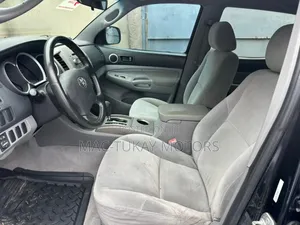 Toyota Tacoma 2006 Black