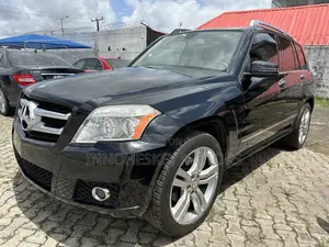 Mercedes-Benz GLK-Class 350 2012 Black