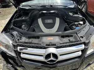 Mercedes-Benz GLK-Class 350 2012 Black