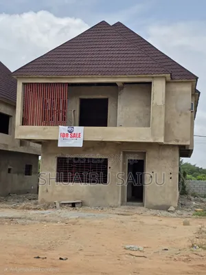 5bdrm Duplex in Aqua Planet Resort, Central Business District for sale