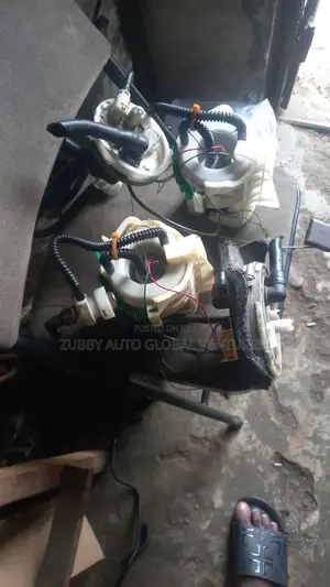 Land Rover Fuel Pumps