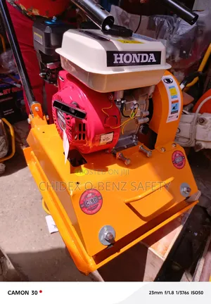 C 90 Heavy Duty Plate Compactor