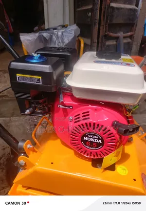 C 90 Heavy Duty Plate Compactor