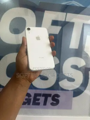 Apple iPhone XR 64 GB White