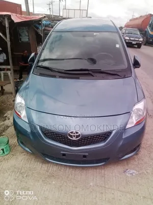 Toyota Yaris 2012 Blue