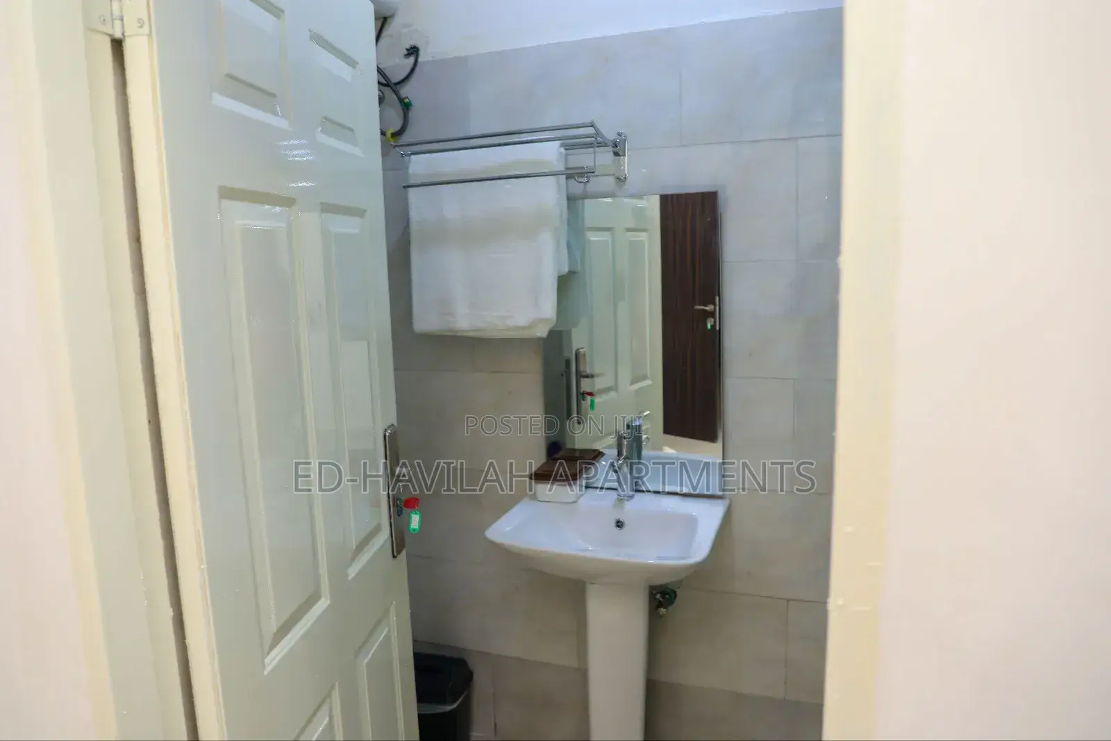 One Bedroom Apartment