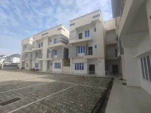5bdrm Duplex in Gusape Main, Guzape District for rent