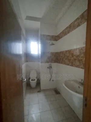 5bdrm Duplex in Gusape Main, Guzape District for rent
