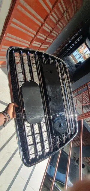 Front Grill Audi A8