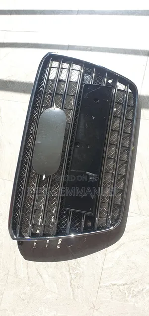 Front Grill Audi A8