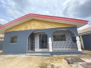 3bdrm Bungalow in Benin City for rent