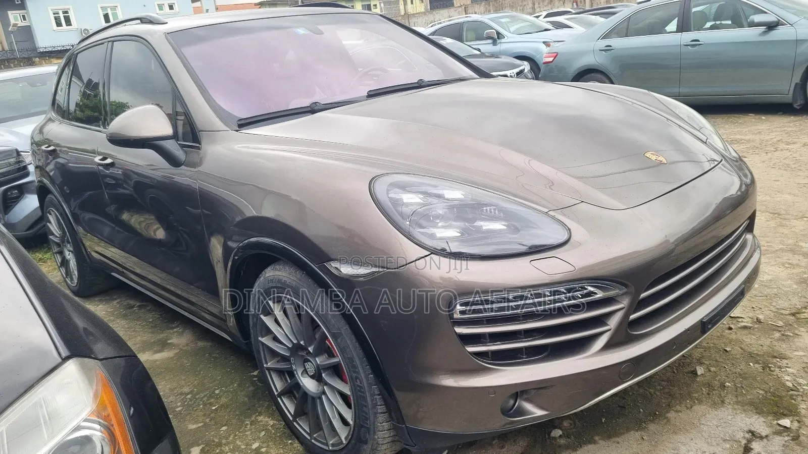Porsche Cayenne Base 2013 Brown