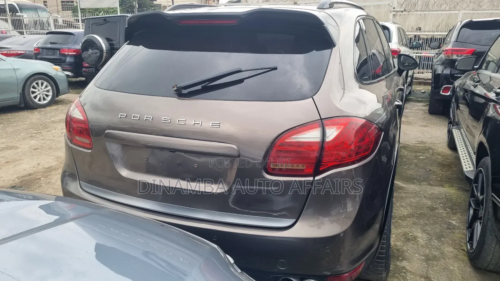 Porsche Cayenne Base 2013 Brown