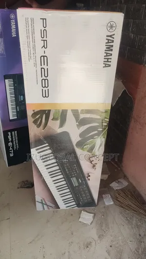 Yamaha PSR-E283 Keyboard