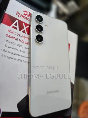 Samsung Galaxy S24 FE 256 GB Silver