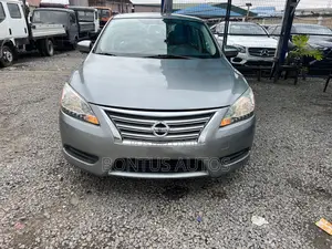 Nissan Sentra S 4dr Sedan (1.8L 4cyl CVT) 2014 Gray