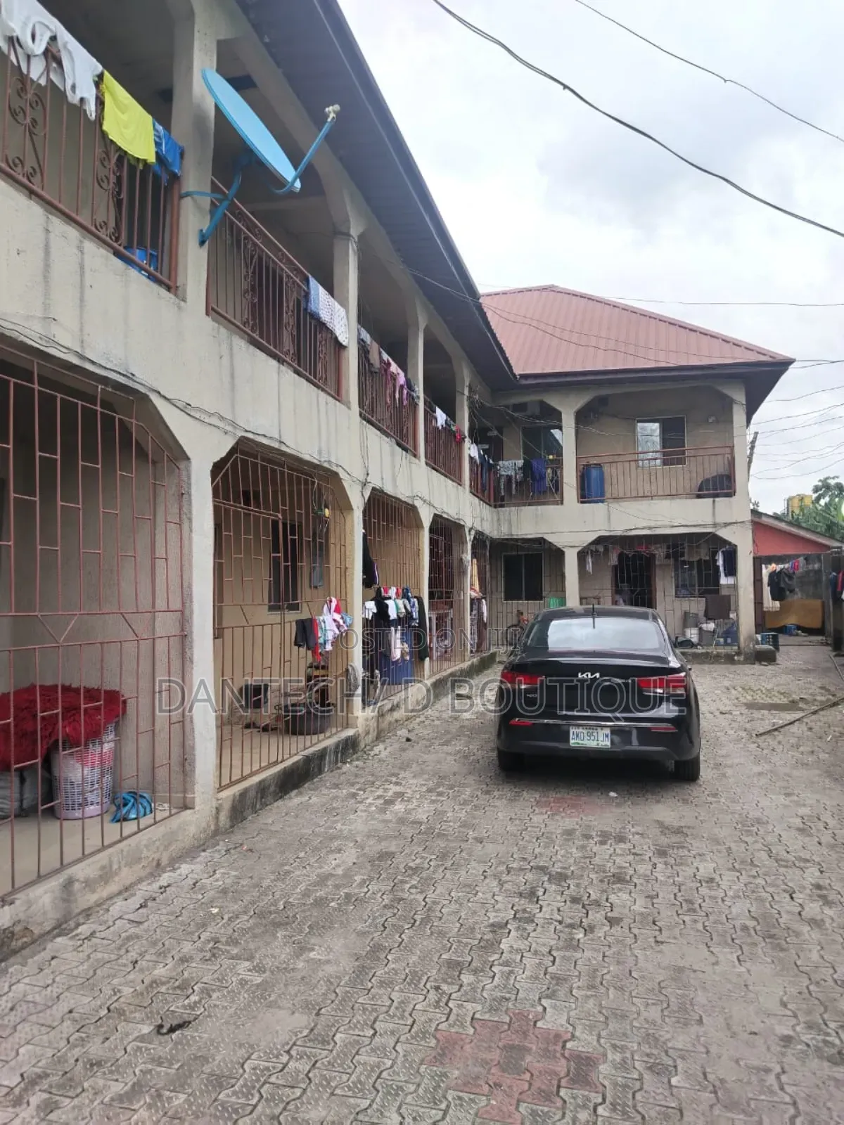 3 Bedroom Up Down (4 Flat)