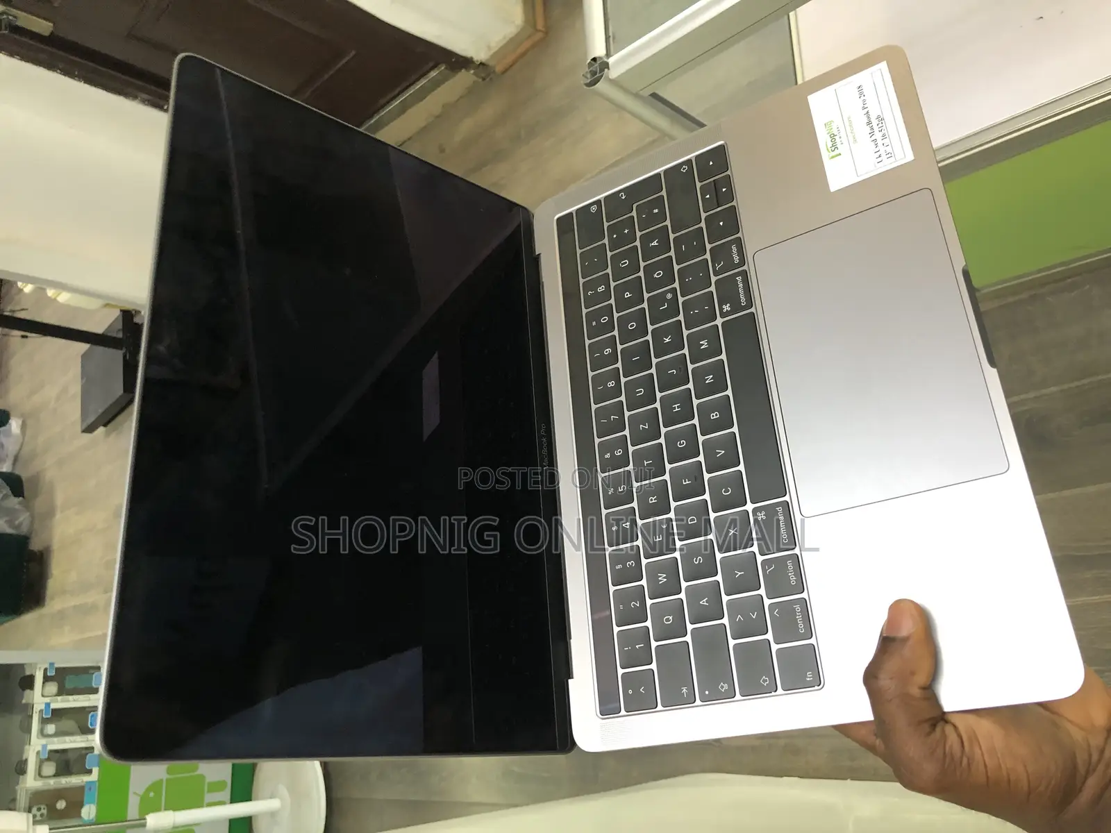 Laptop Apple MacBook Pro 2018 16GB Intel Core I7 SSD 512GB