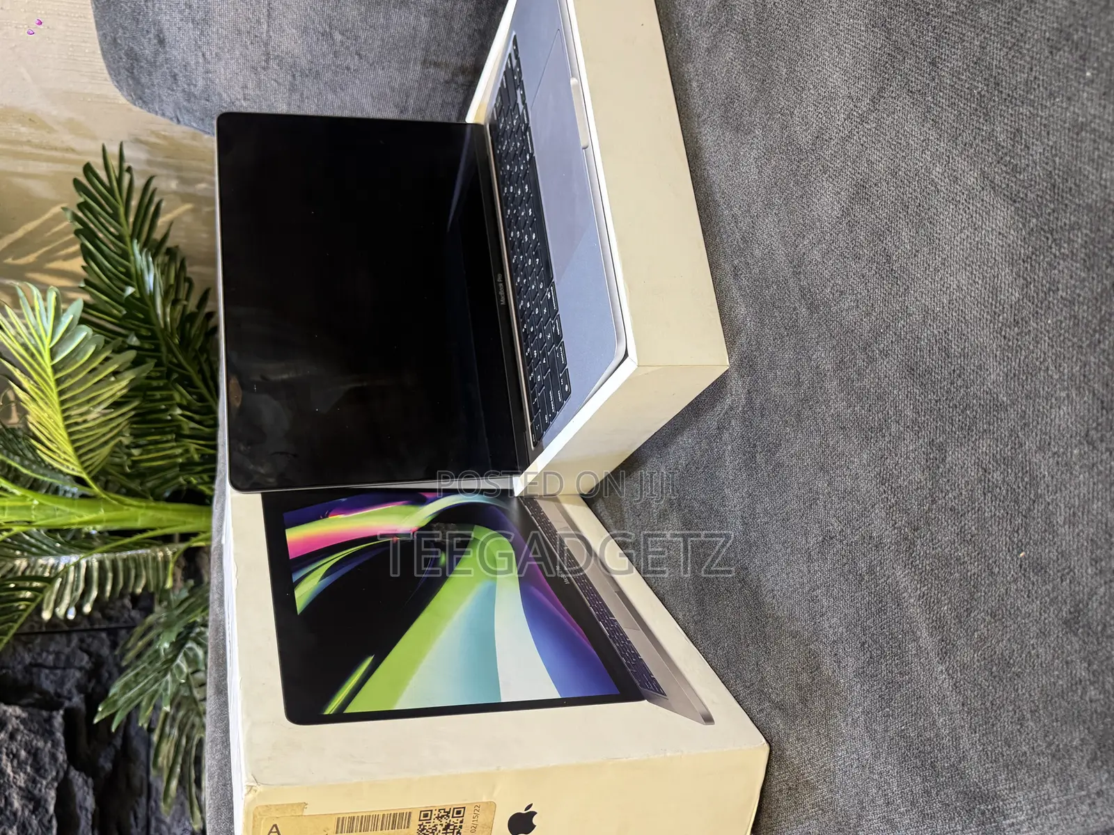 Laptop Apple MacBook Pro 2022 M2 24GB Apple M2 SSD 1T