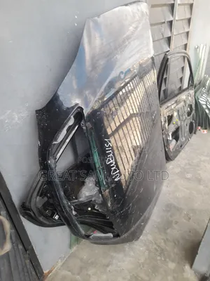 Lexus Rx 330 Bonnet Empty One 07 Model