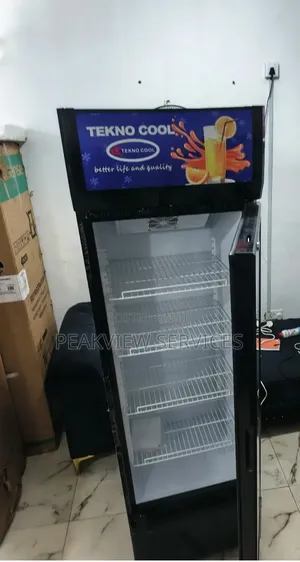 365l Teknocool Glass Door Chiller – For Drinks, Stores Restaurants