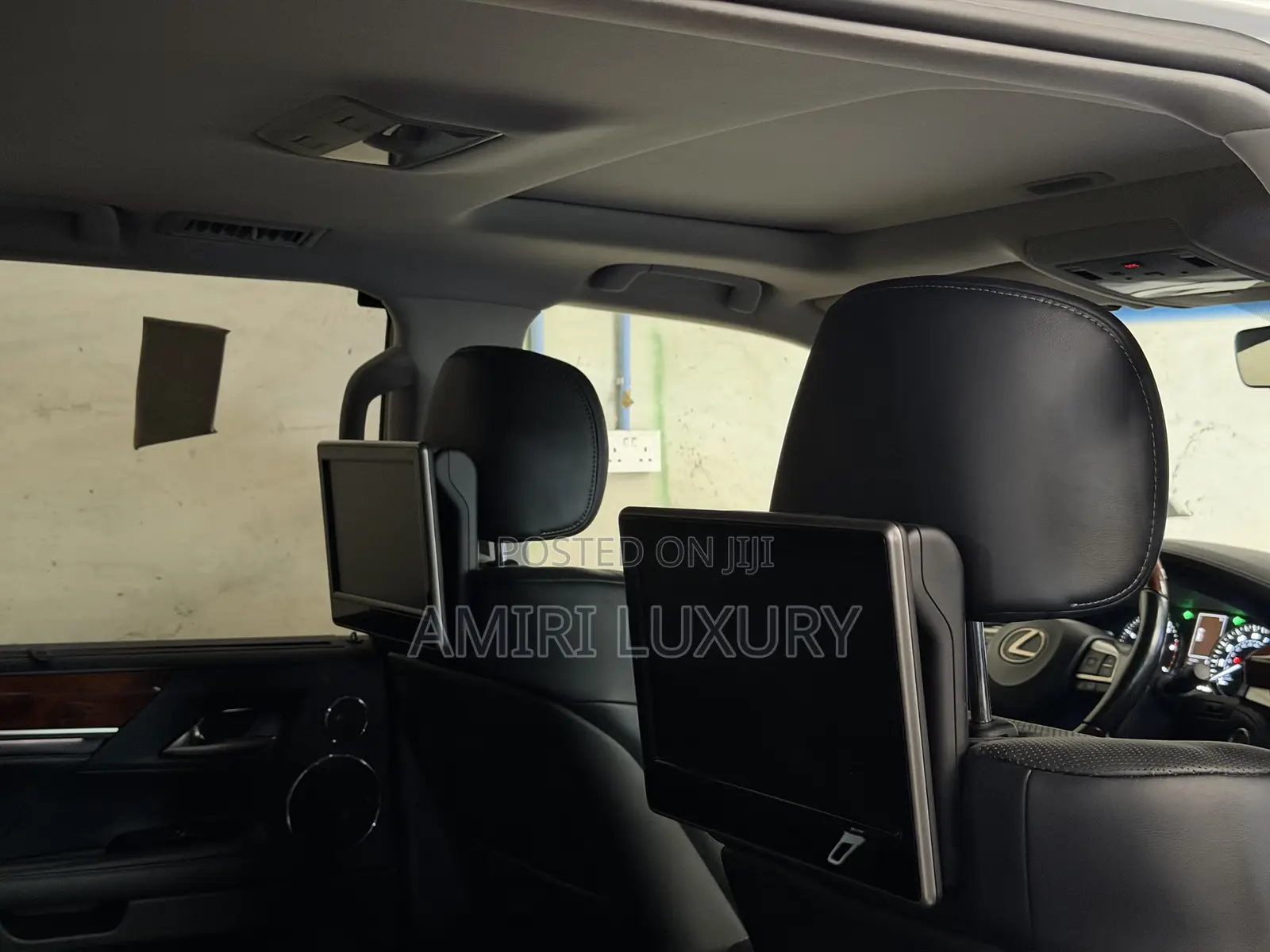 Lexus LX 2018 White