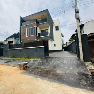5bdrm Duplex in Adeniyi Jones, Ikeja for sale