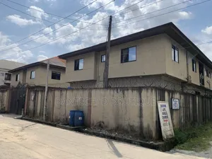 3 Bedroom Up and Down(2 Building)