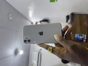Apple iPhone 11 128 GB White