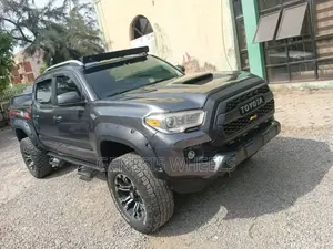 Toyota Tacoma TRD Sport 2017 Gray