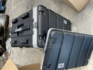 Amplifiers Rack. Fibre Rack Units 6u