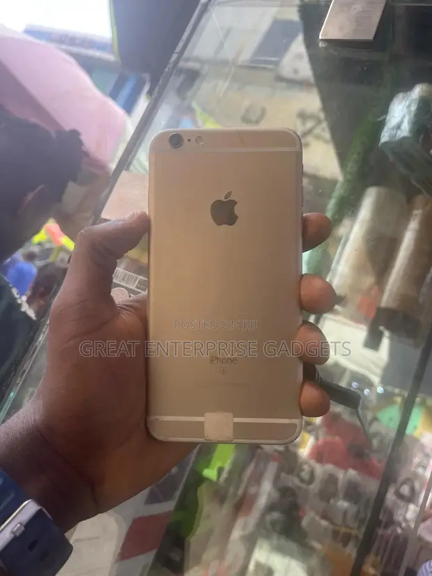 Apple iPhone 6s Plus 64 GB Gold in Ikeja Mobile Phones, Great