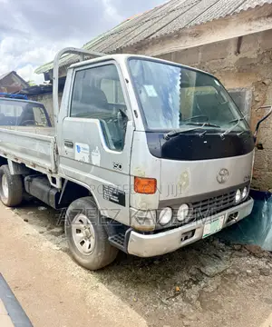 Toyota Dyna 150 First Body 2000 Model Dropped Sided Bucket