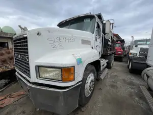 Dump Truck Mack