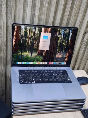 Laptop Apple MacBook Pro 32GB Apple M1 Max SSD 1T