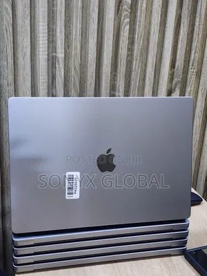 Laptop Apple MacBook Pro 32GB Apple M1 Max SSD 1T