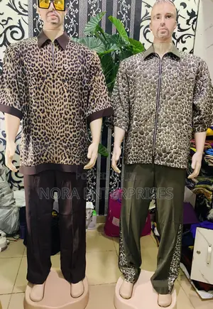 Stylish Men’S Outfits — Joggers and Crop Shirts