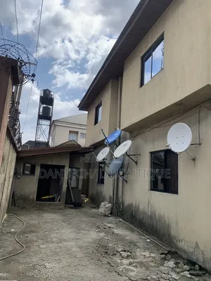 3 Bedroom Up and Down(2 Building)
