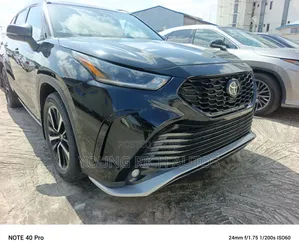 Toyota Highlander 2021 Black