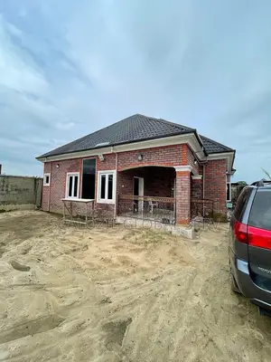 4bdrm Bungalow in Rumukwurushi - for sale