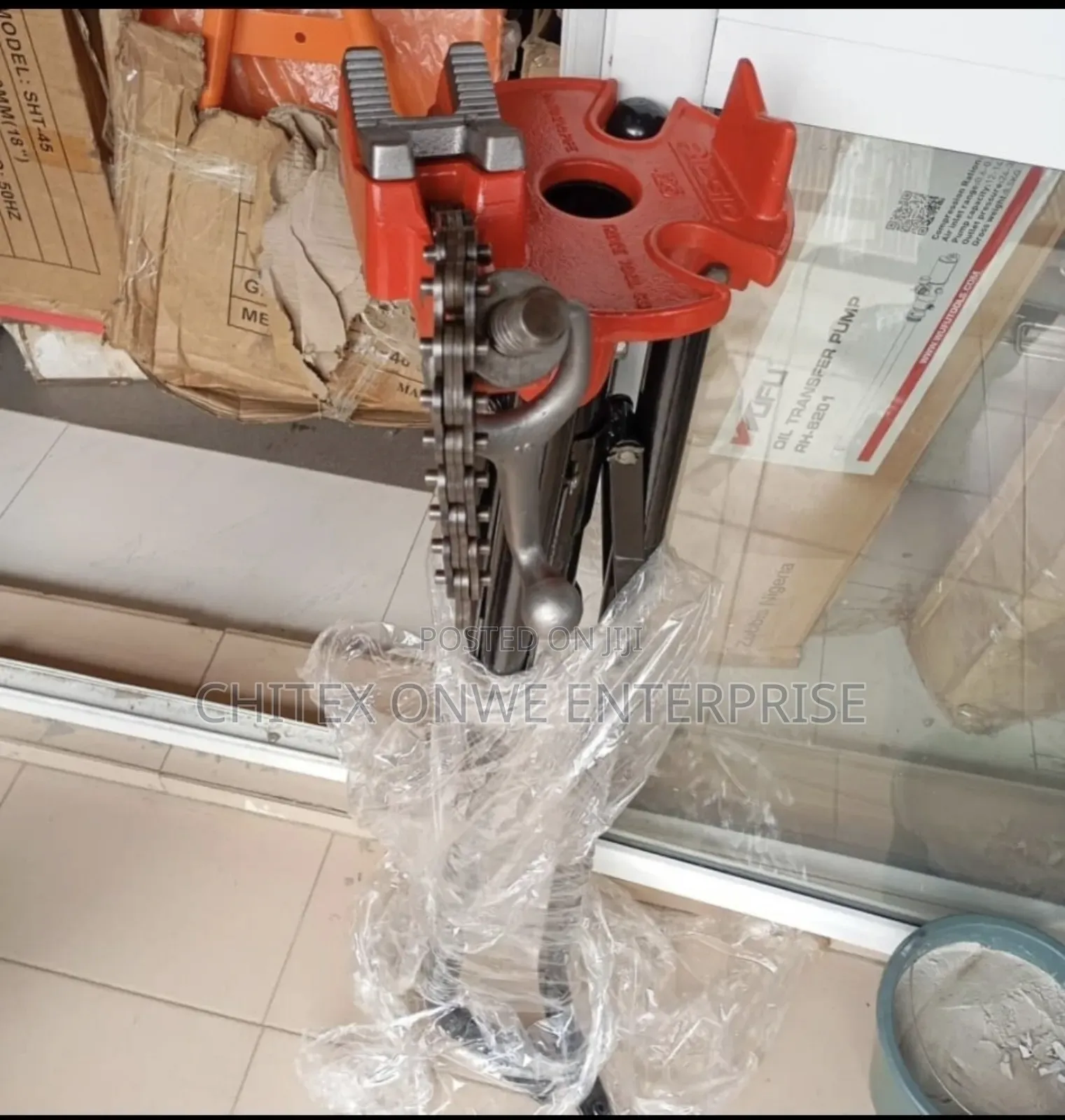 Bench Pipe Chain Vise