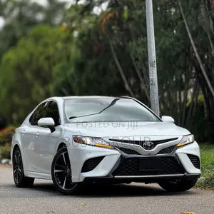 Toyota Camry XSE V6 FWD 2020 White