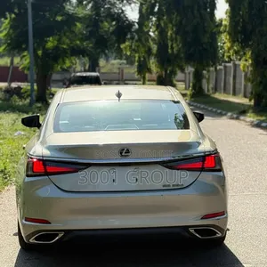 Lexus ES 350 Luxury 2022 Gold