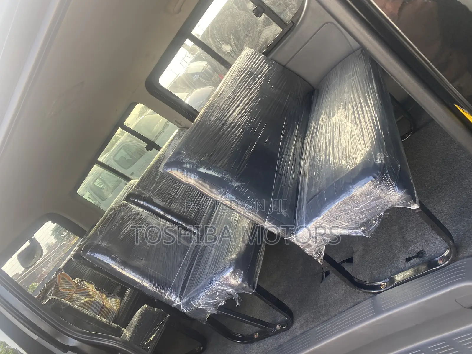 Toyota HiAce 2018 White