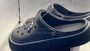 Smooth Lux Unisex Slides/Palm Crocs