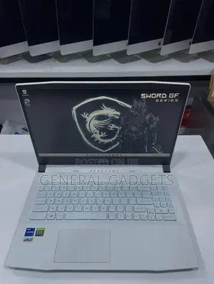 Laptop MSI MSI Sword 15 16GB Intel Core I7 SSD 1T