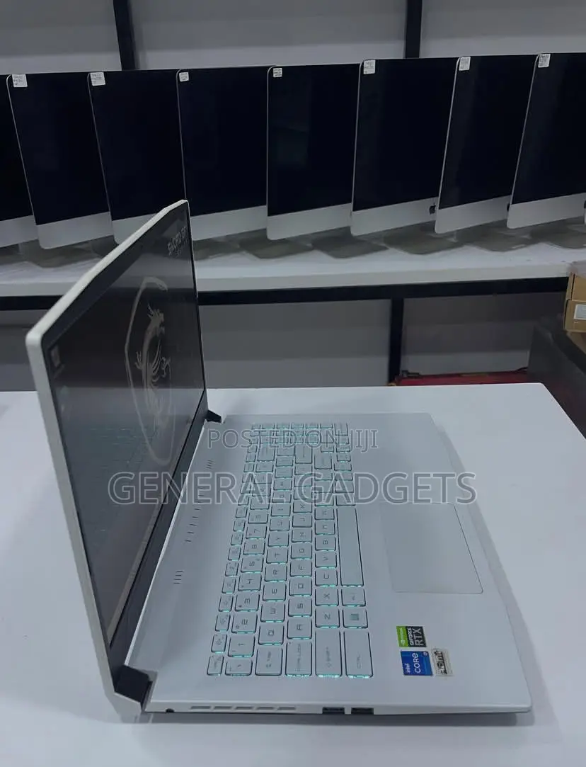 Laptop MSI MSI Sword 15 16GB Intel Core I7 SSD 1T