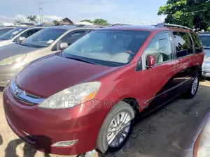 Toyota Sienna XLE Limited 2008 Red