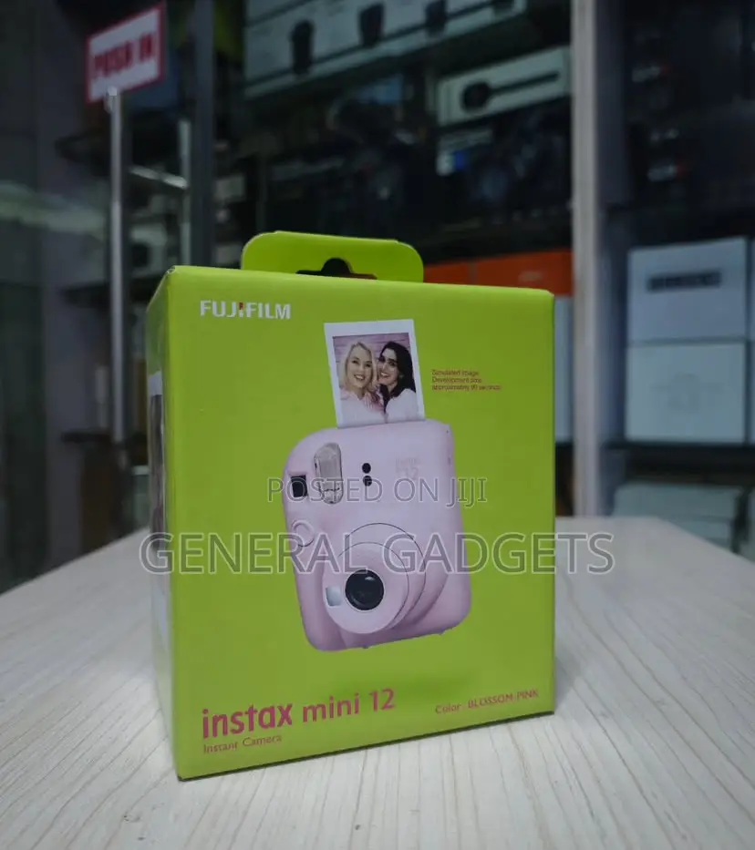 Instax Mini 12 Camera