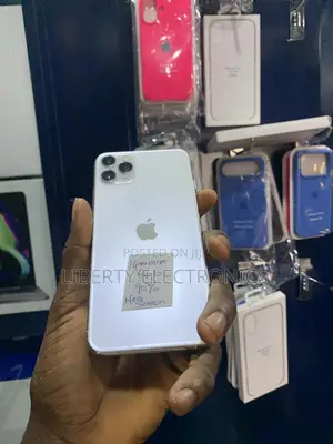 Apple iPhone 11 Pro Max 64 GB White